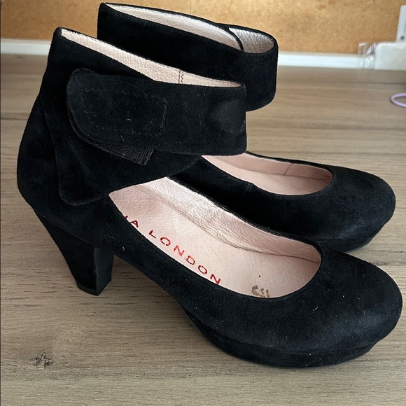 Sacha London Midnight Black Heels - Picture 6 of 8